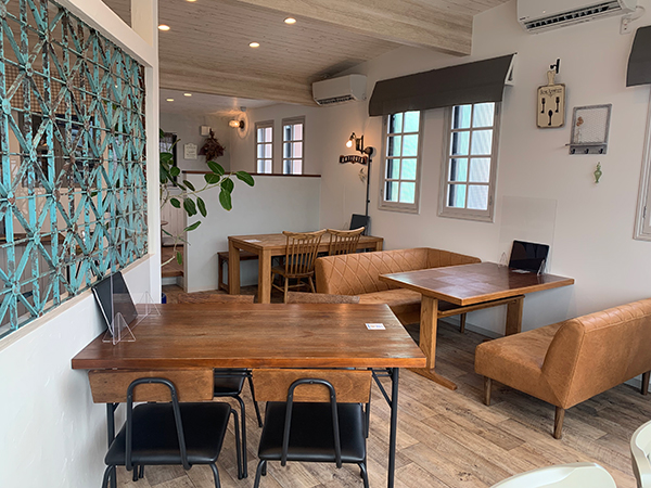 新店 ふんわりとろけるパンケーキをお洒落なナチュラル空間で堪能 Amelie